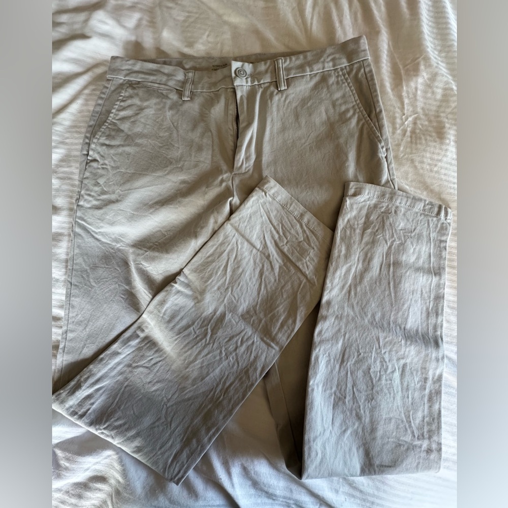 Old Navy Men's Ecru Chinos